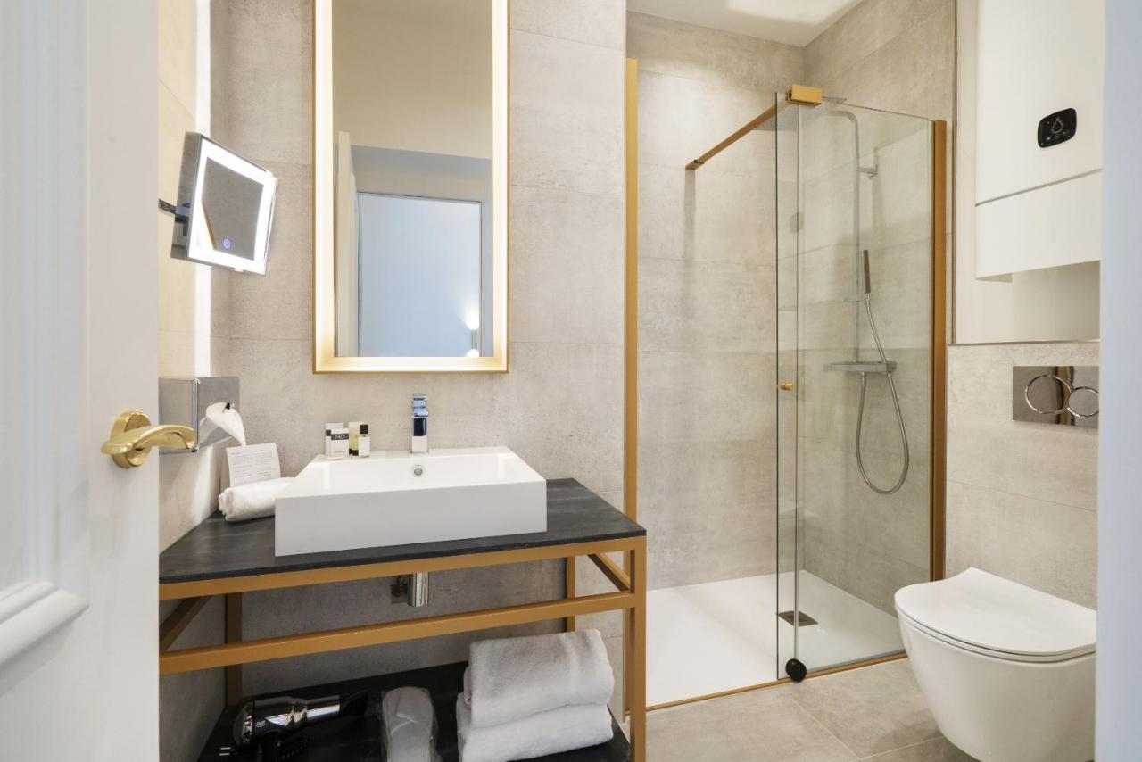 Vestay Montaigne Париж Екстер'єр фото