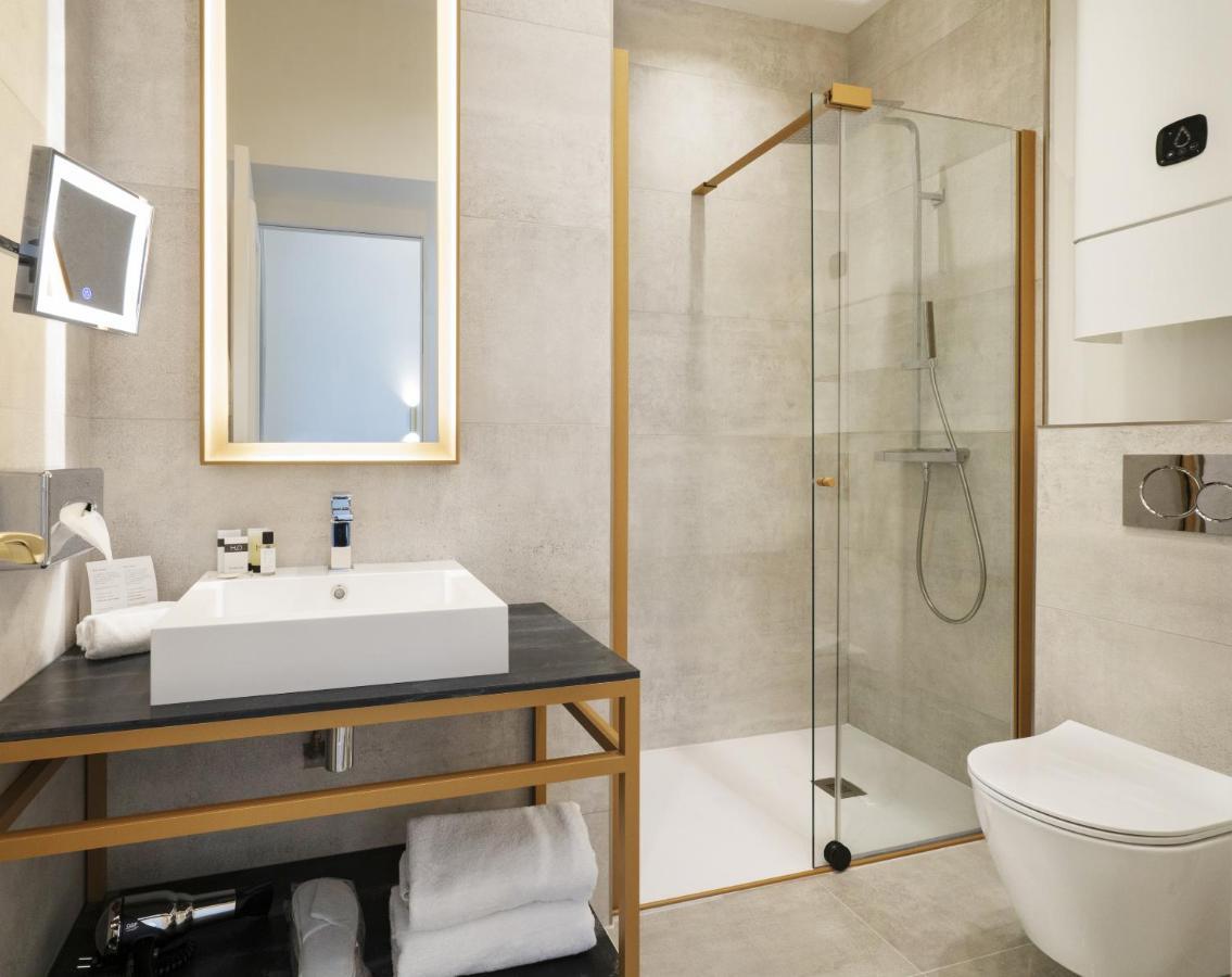 Vestay Montaigne Париж Екстер'єр фото
